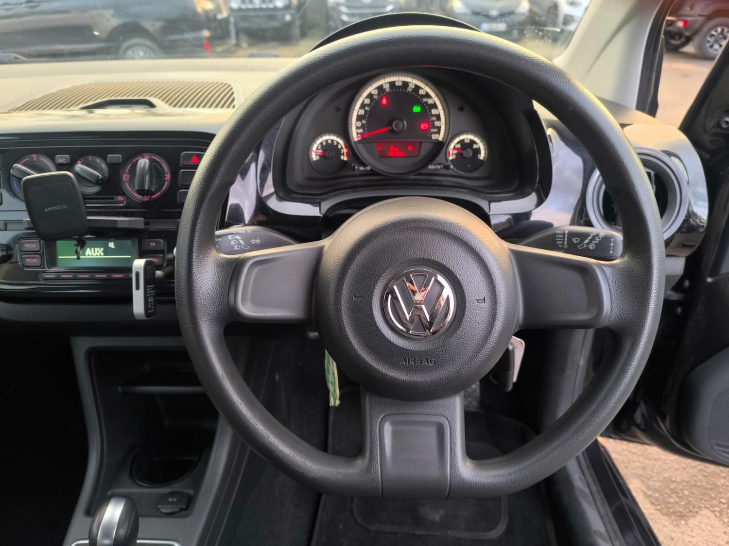 Used Volkswagen up! 2013 for sale - 77310855: Photo 15