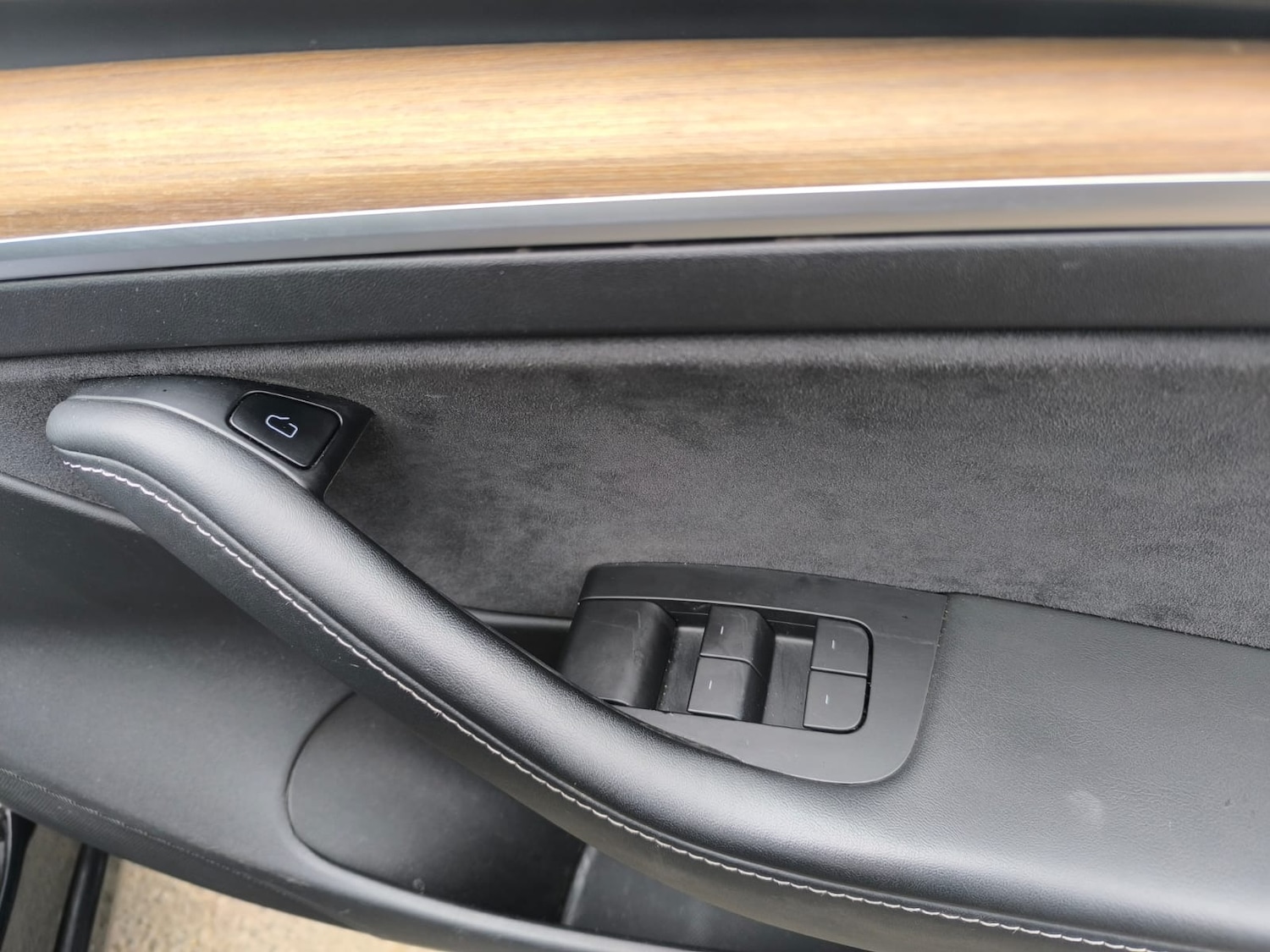 Used Tesla Model 3 2021 for sale - 76243498: Photo 30