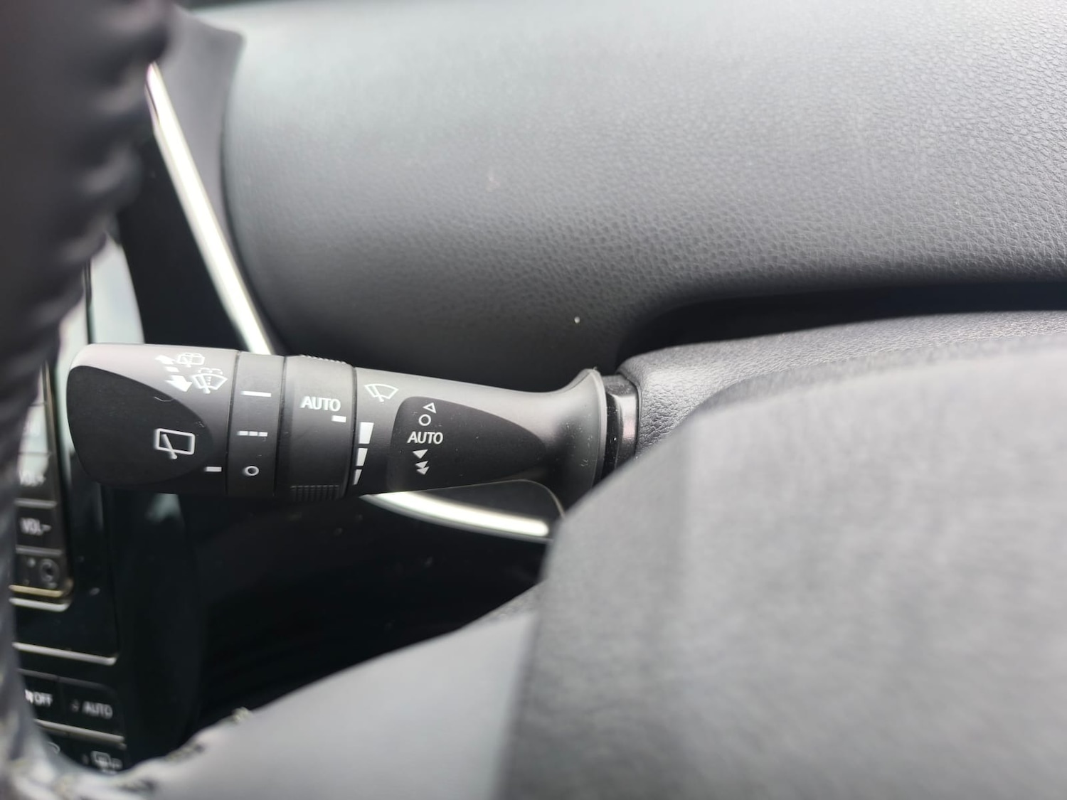 Used Toyota Prius 2020 for sale - 76142355: Photo 21