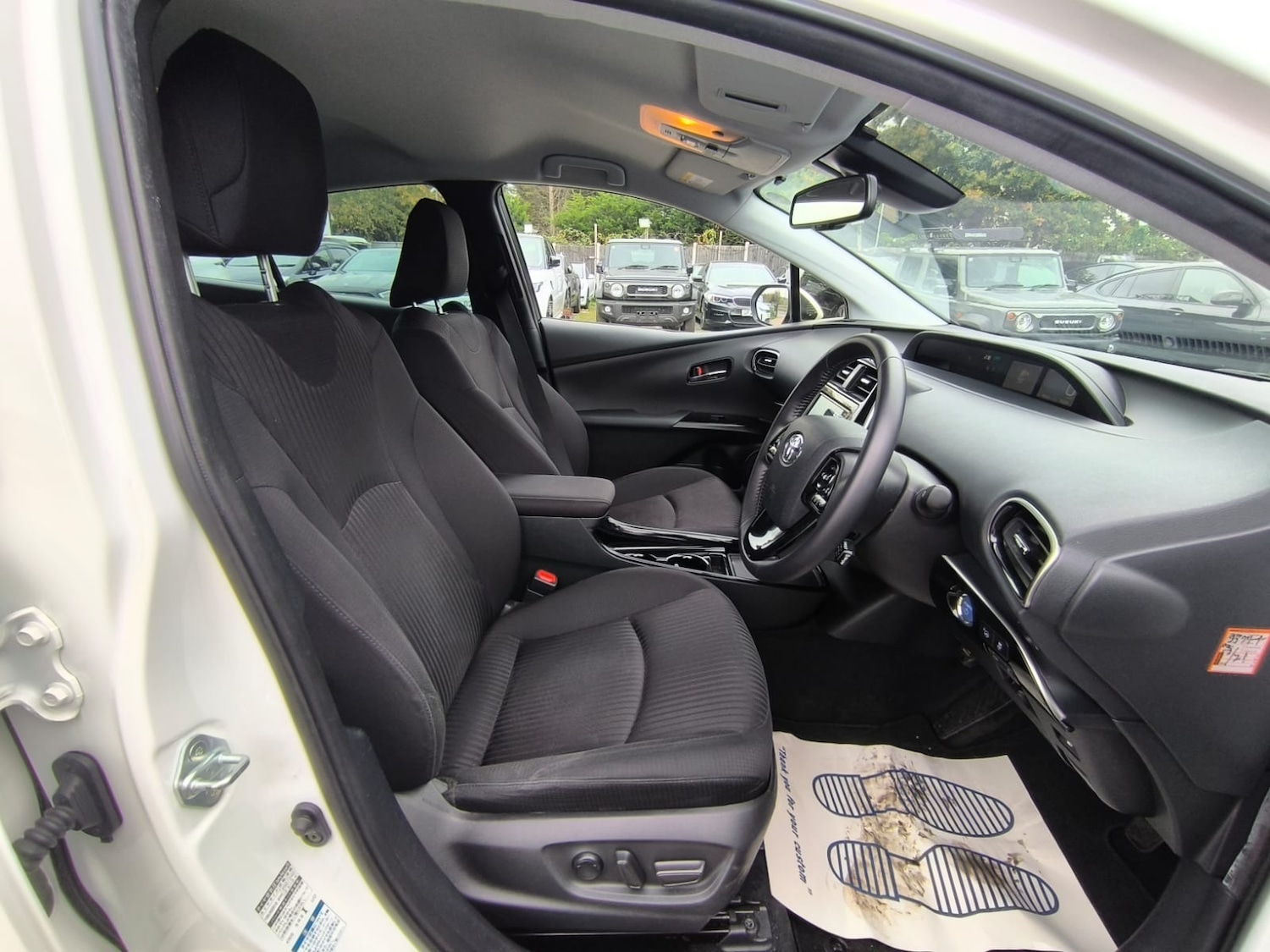 Used Toyota Prius 2020 for sale - 76142355: Photo 9