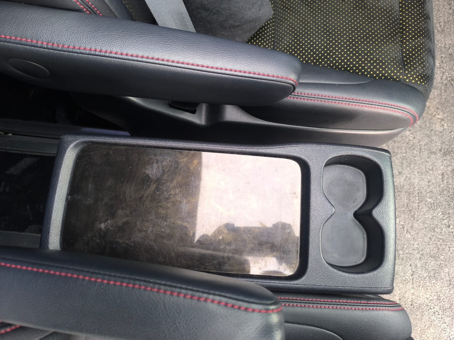 Used Toyota Vellfire 2014 for sale - 76543124: Photo 30