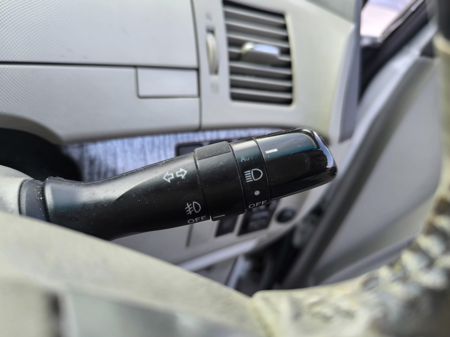 Used Toyota Estima 2009 for sale - 77830297: Photo 24