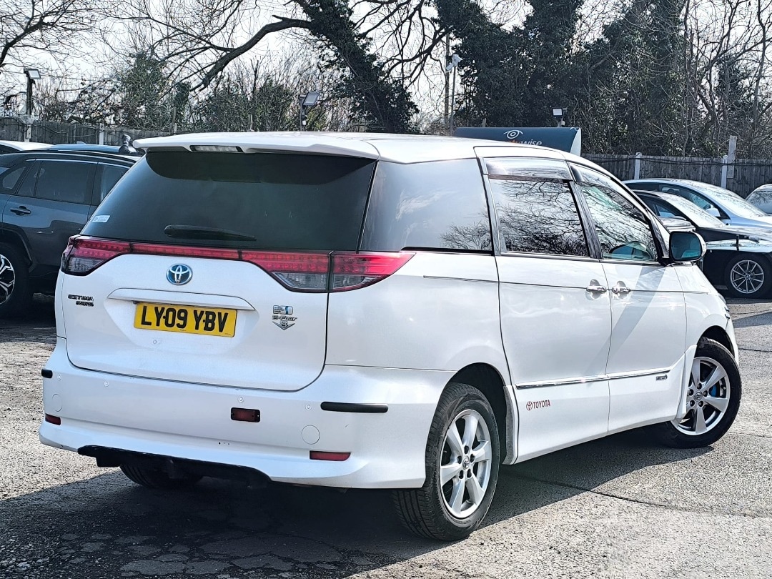 Used Toyota Estima 2009 for sale - 77830297: Photo 3