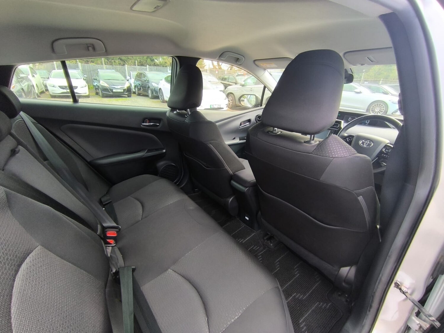 Used Toyota Prius 2020 for sale - 78163807: Photo 11