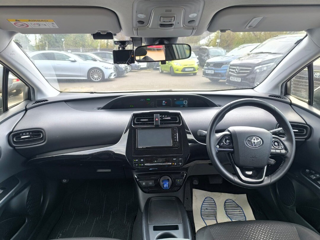 Used Toyota Prius 2020 for sale - 78163807: Photo 14