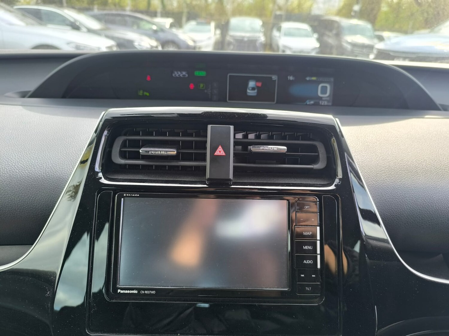 Used Toyota Prius 2020 for sale - 78163807: Photo 21