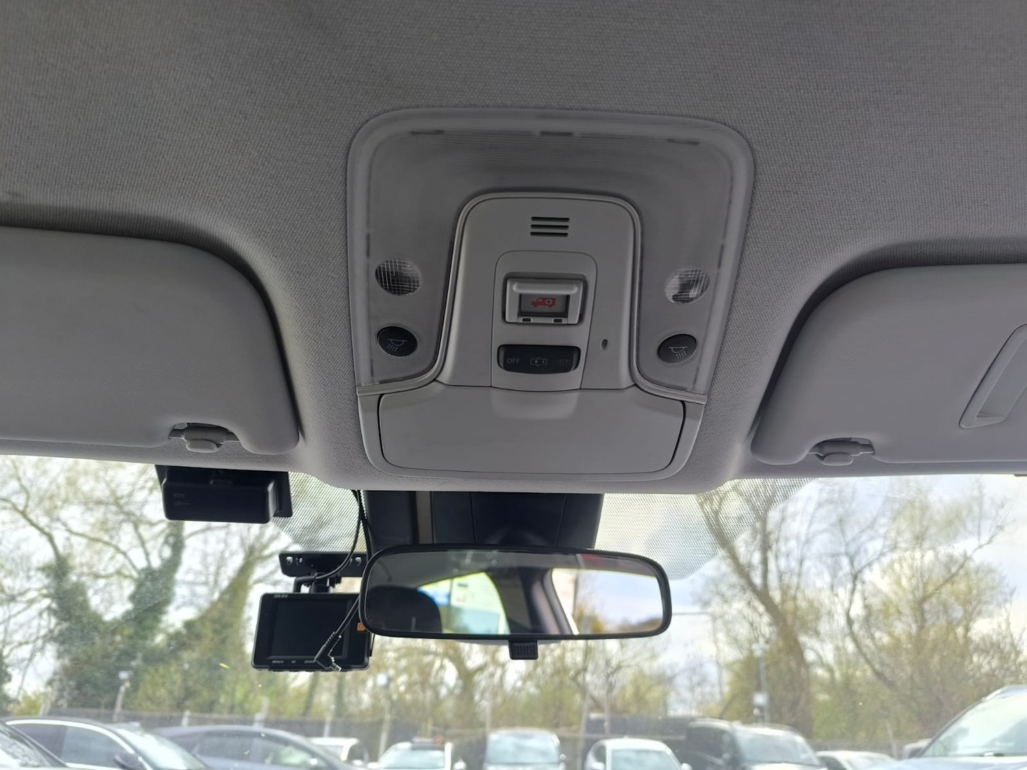 Used Toyota Prius 2020 for sale - 78163807: Photo 25