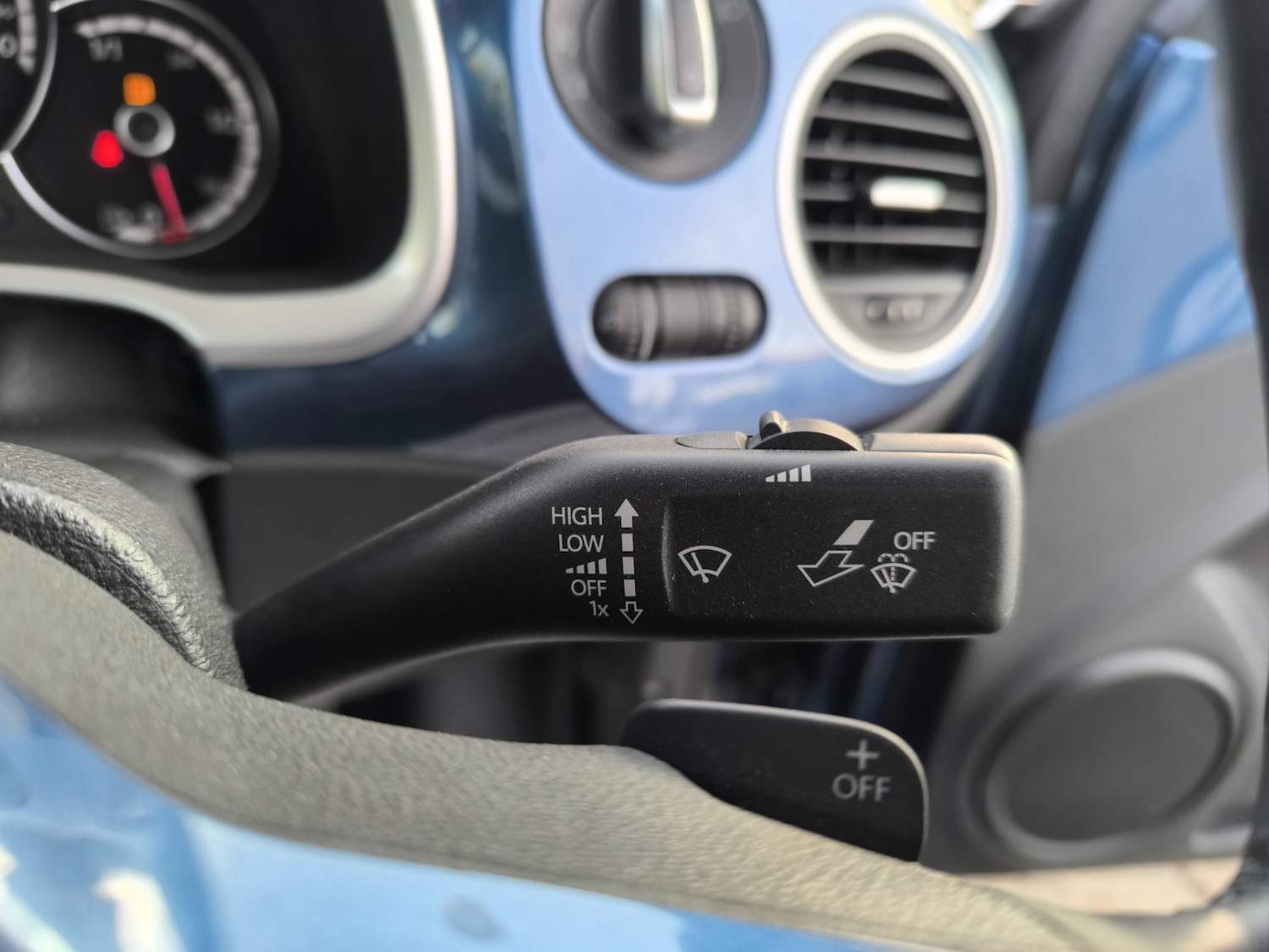 Used Volkswagen Beetle 2015 for sale - 77916868: Photo 21