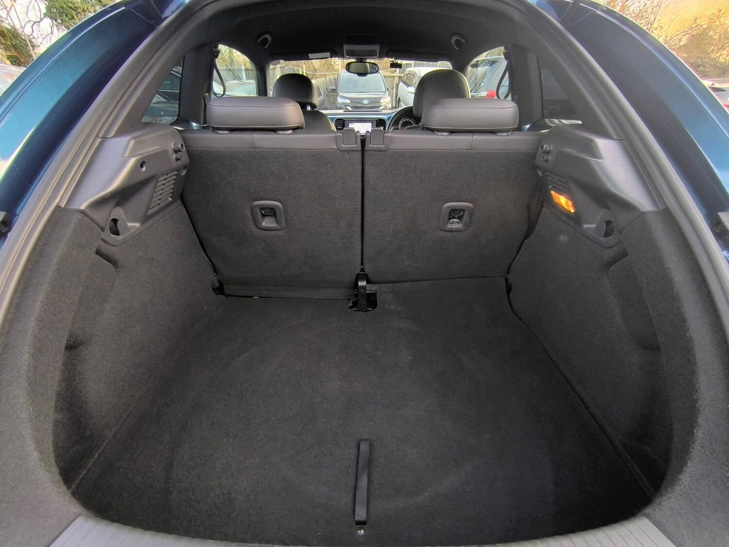 Used Volkswagen Beetle 2015 for sale - 77916868: Photo 27