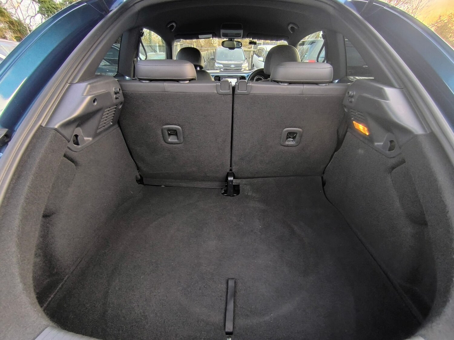 Used Volkswagen Beetle 2015 for sale - 77916868: Photo 28