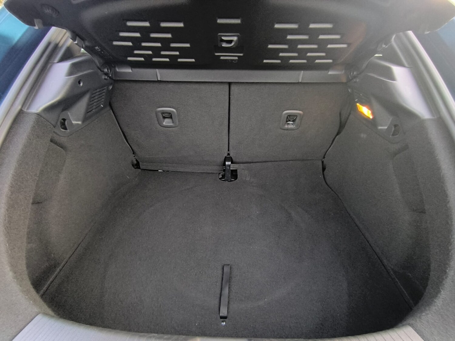 Used Volkswagen Beetle 2015 for sale - 77916868: Photo 32