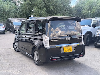 Used Honda Stepwagon 2014 for sale - 79379223: Photo