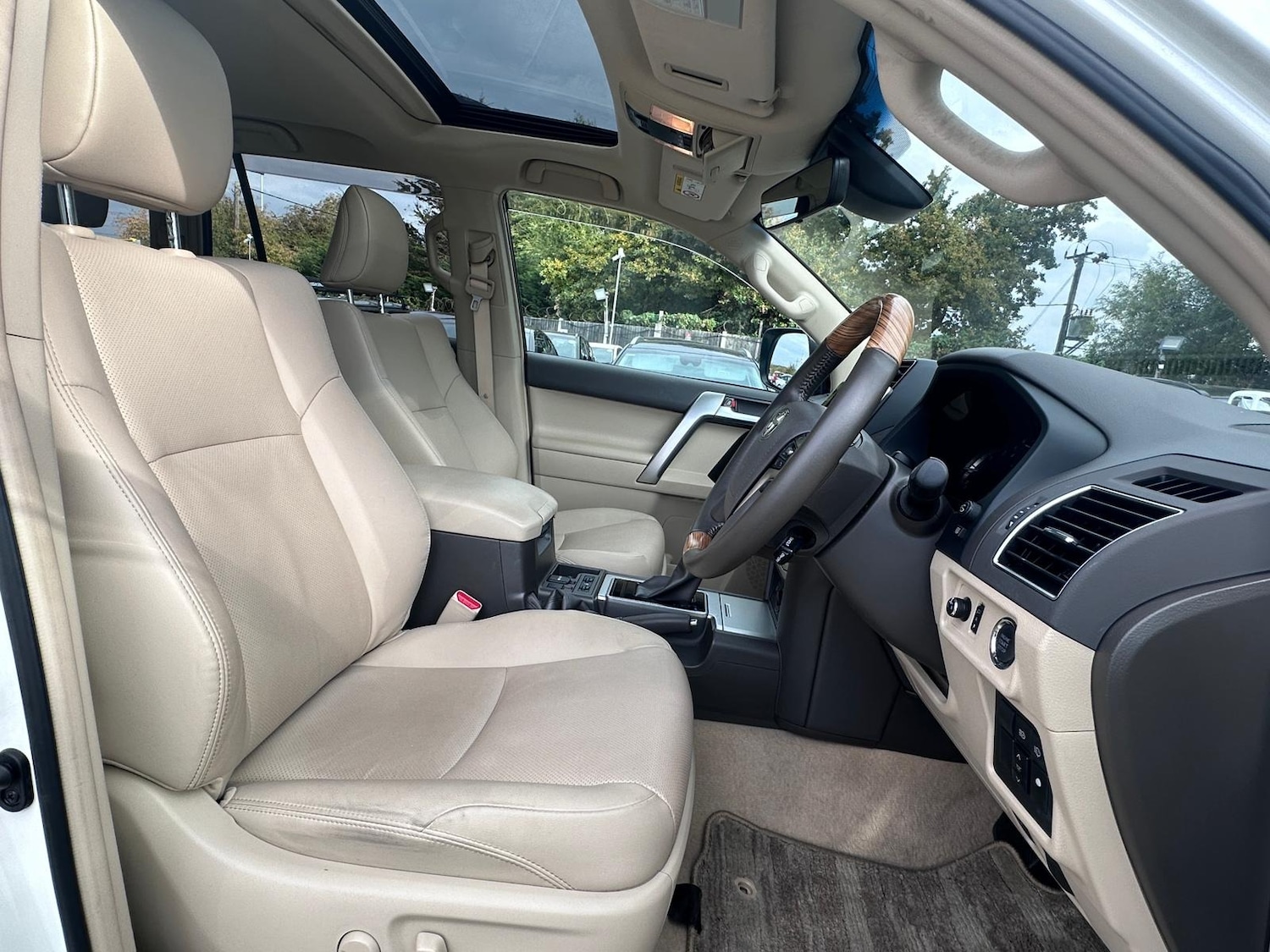 Used Toyota Land Cruiser 2023 for sale - 76287513: Photo 23