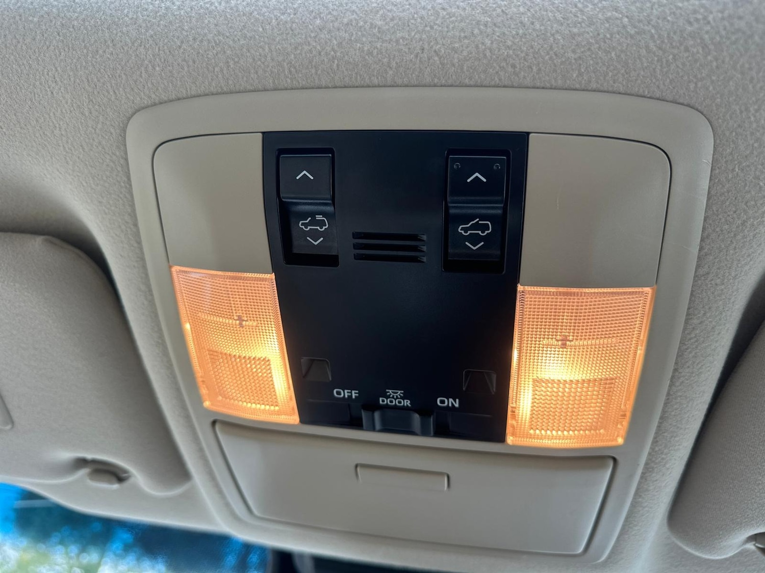 Used Toyota Land Cruiser 2023 for sale - 76287513: Photo 45