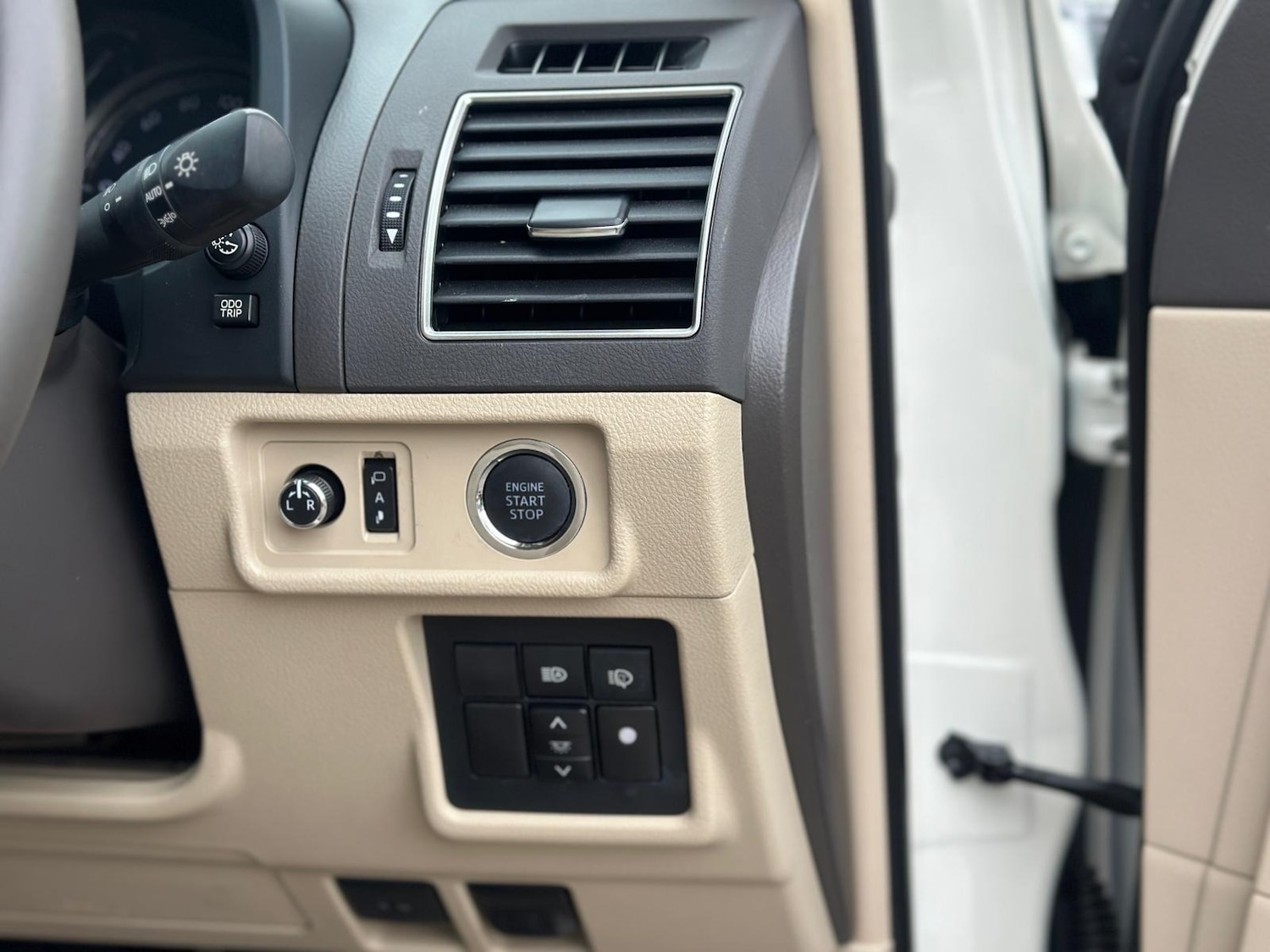 Used Toyota Land Cruiser 2023 for sale - 76287513: Photo 58