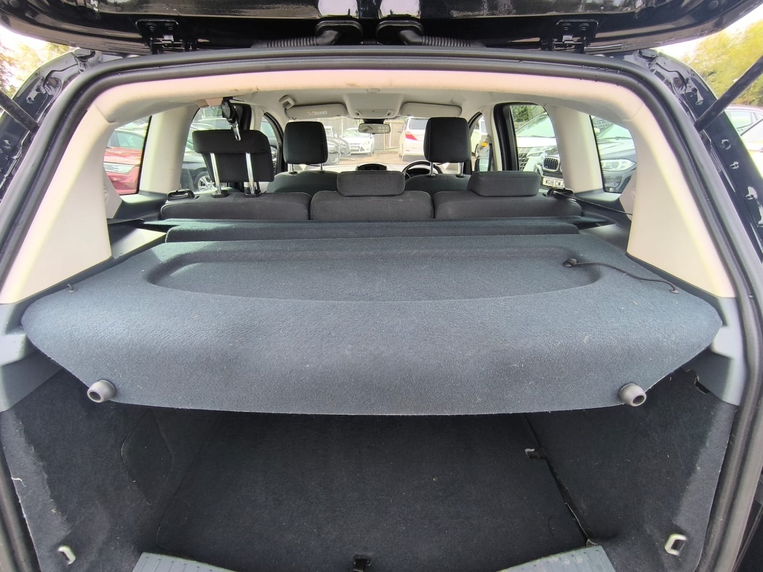 Vehicle 28