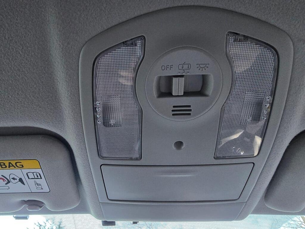 Used Toyota Prius 2015 for sale - 76748453: Photo 20