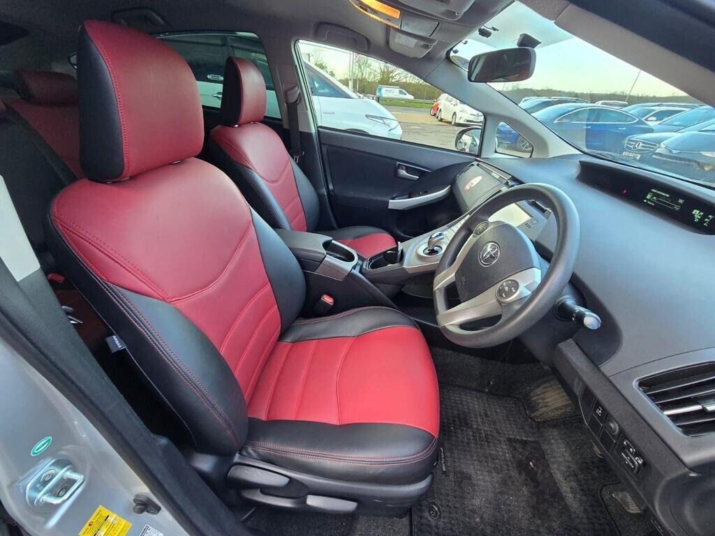 Used Toyota Prius 2015 for sale - 76748453: Photo 7