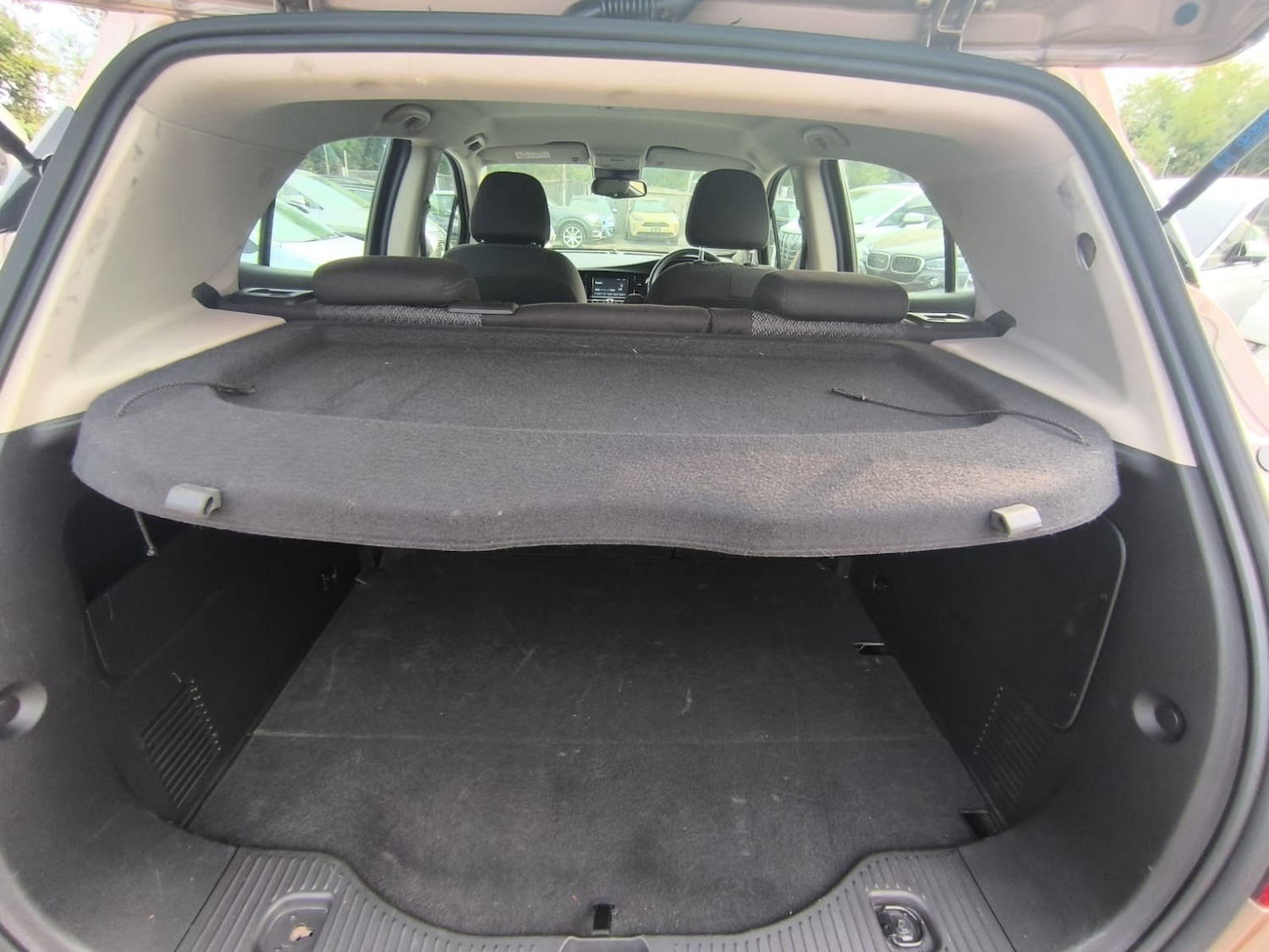 Vehicle 28