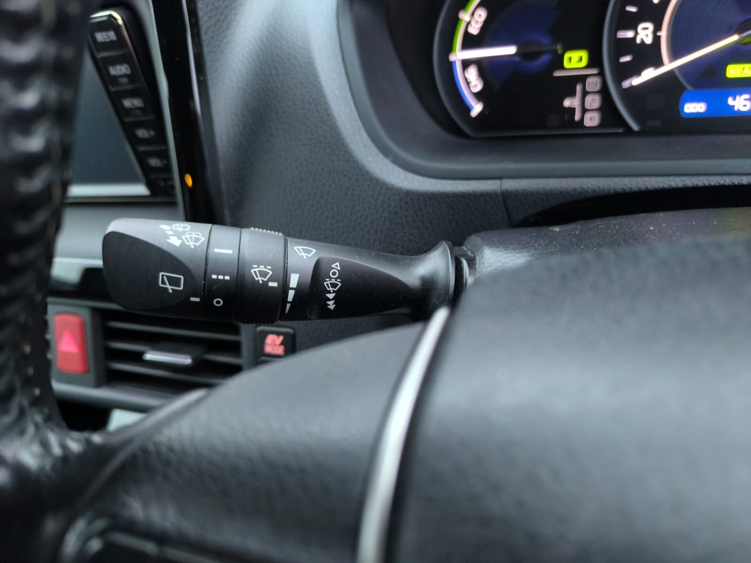 Used Toyota Voxy 2020 for sale - 77086631: Photo 23