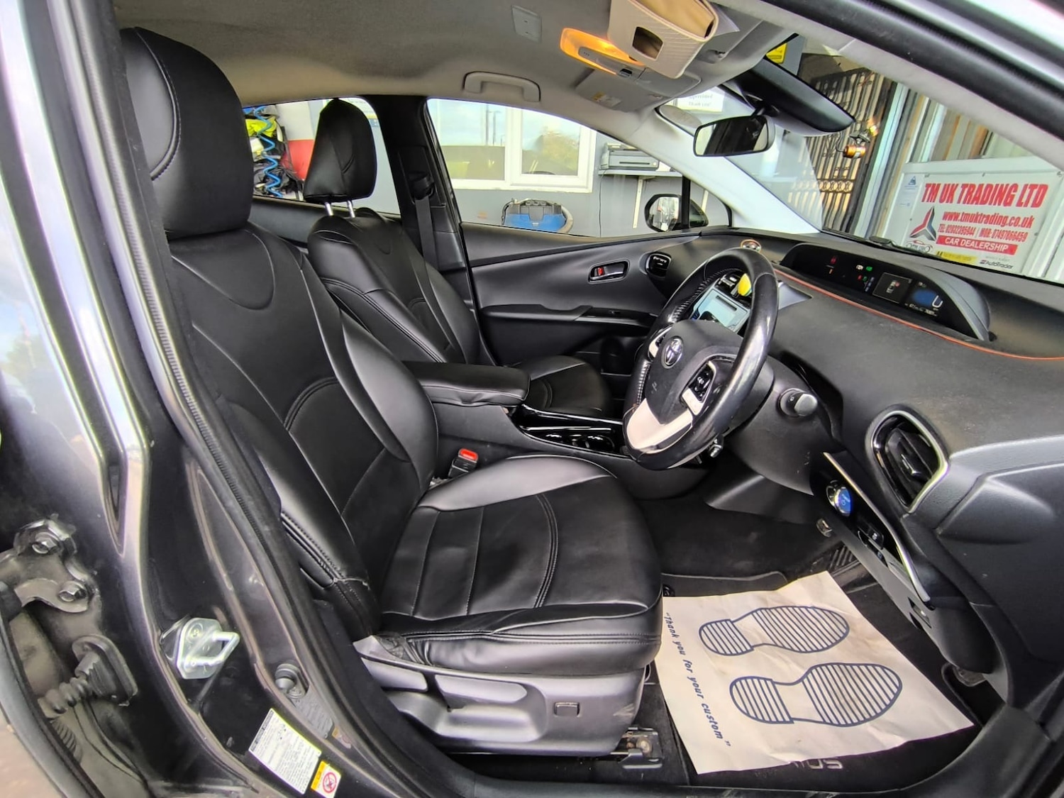 Used Toyota Prius 2018 for sale - 76027102: Photo 10