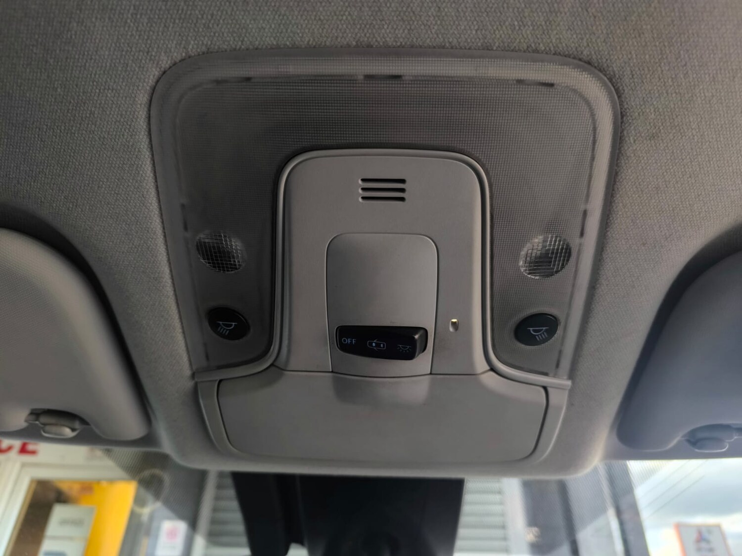 Used Toyota Prius 2018 for sale - 76027102: Photo 24
