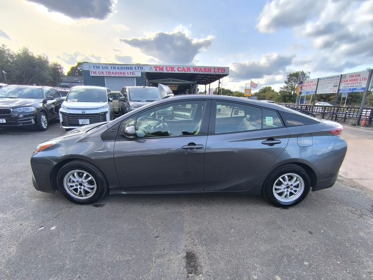 Used Toyota Prius 2018 for sale - 76027102: Photo 7