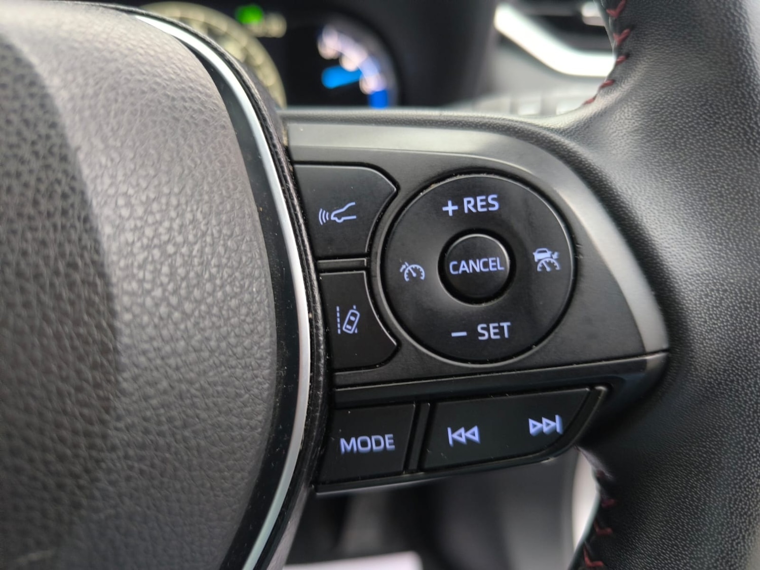 Used Toyota RAV4 2022 for sale - 76588581: Photo 17