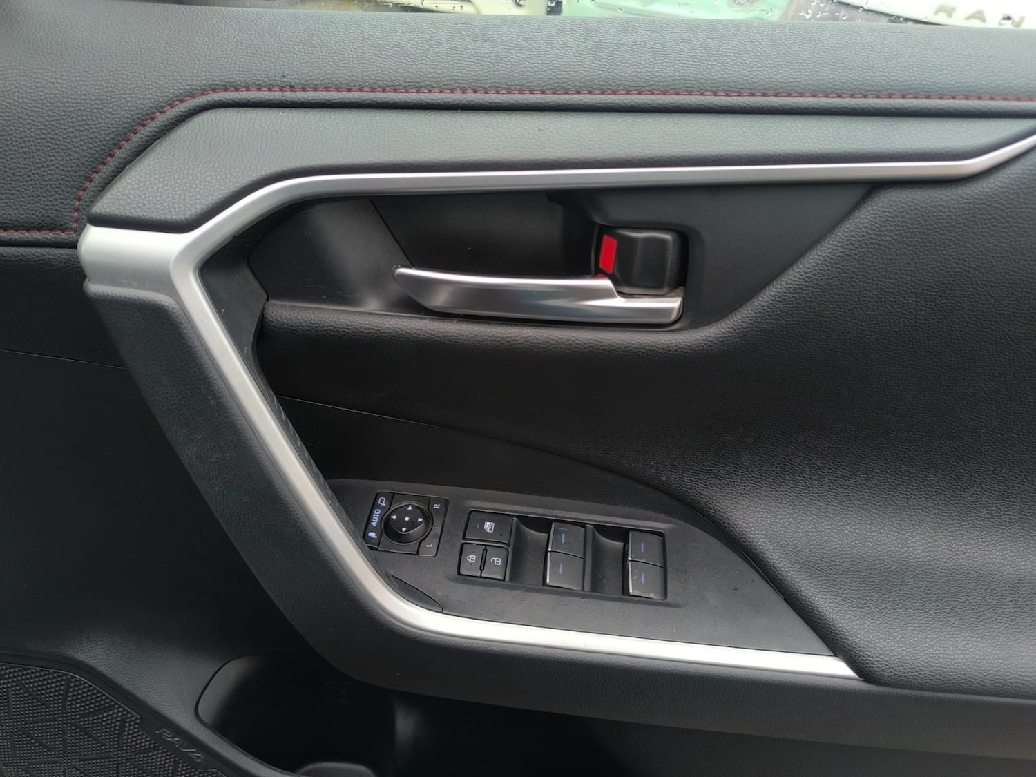 Used Toyota RAV4 2022 for sale - 76588581: Photo 27