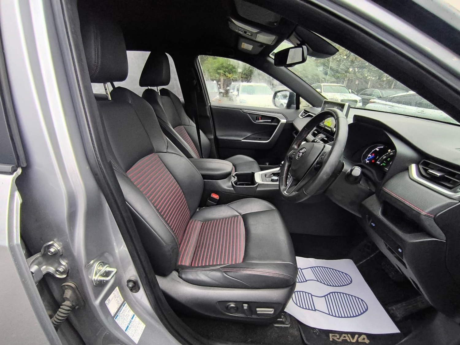 Used Toyota RAV4 2022 for sale - 76588581: Photo 9