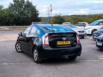 Used Toyota Prius 2015 for sale - 79798967: Photo