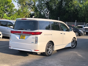 Used Nissan Elgrand 2013 for sale - 79042907: Photo