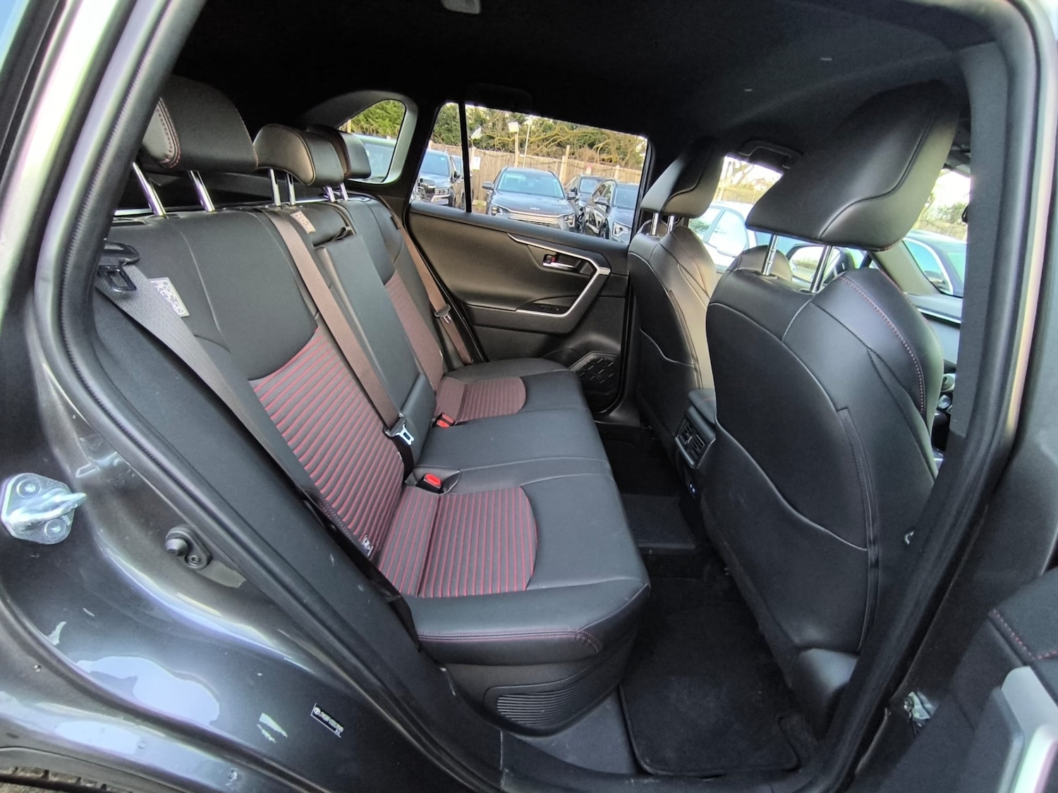 Used Toyota RAV4 2022 for sale - 77776566: Photo 12