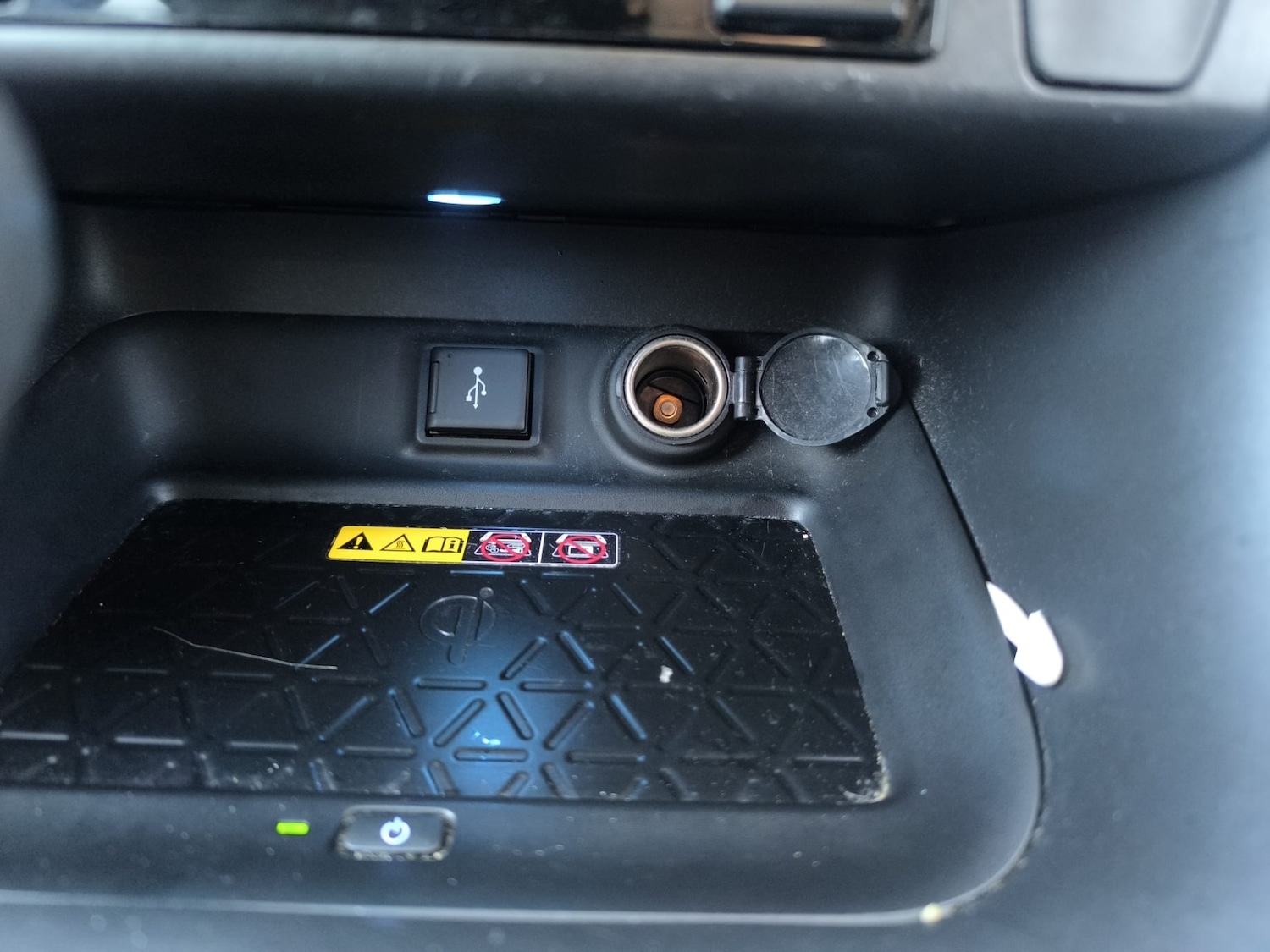 Used Toyota RAV4 2022 for sale - 77776566: Photo 30