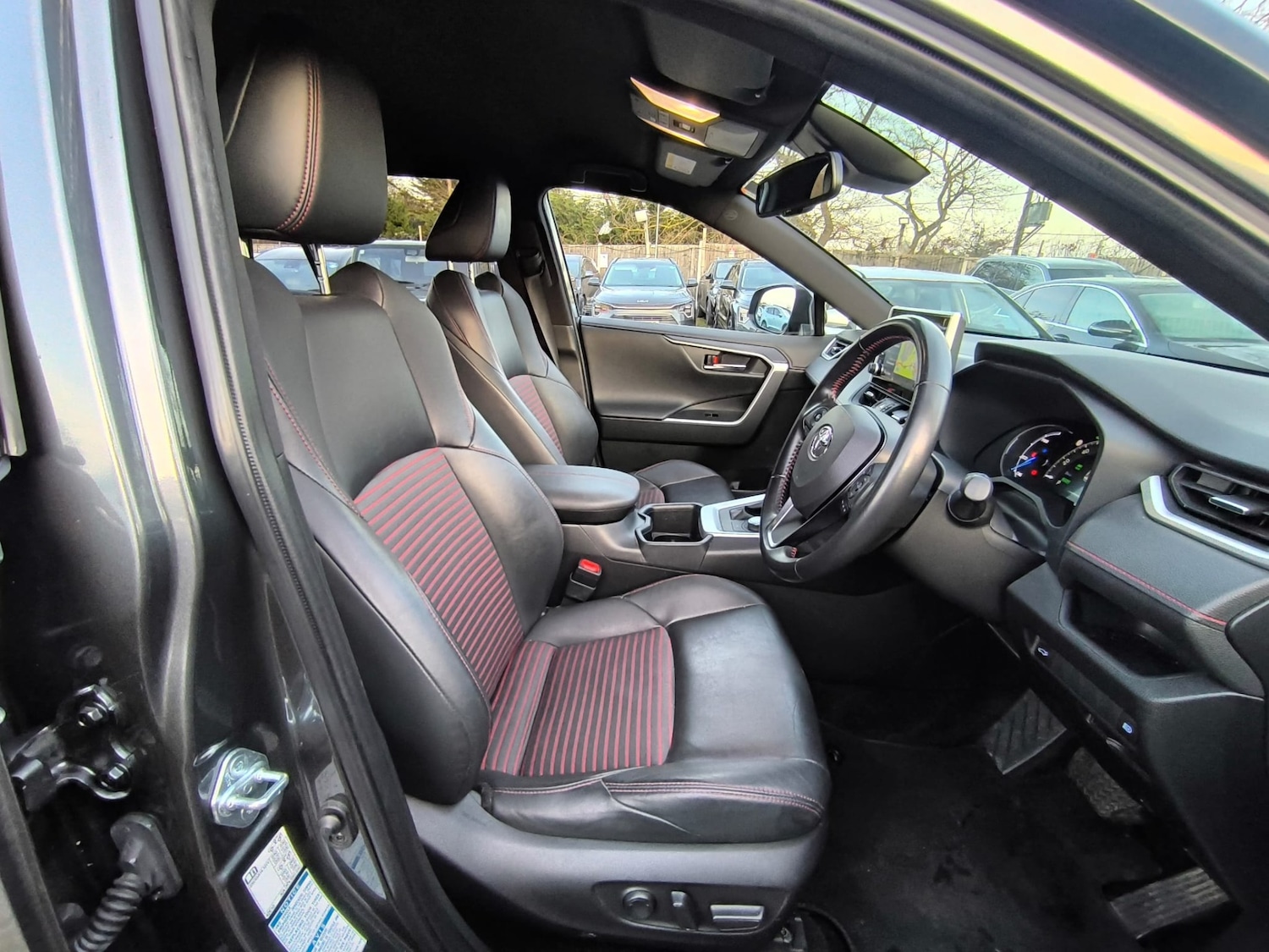 Used Toyota RAV4 2022 for sale - 77776566: Photo 9