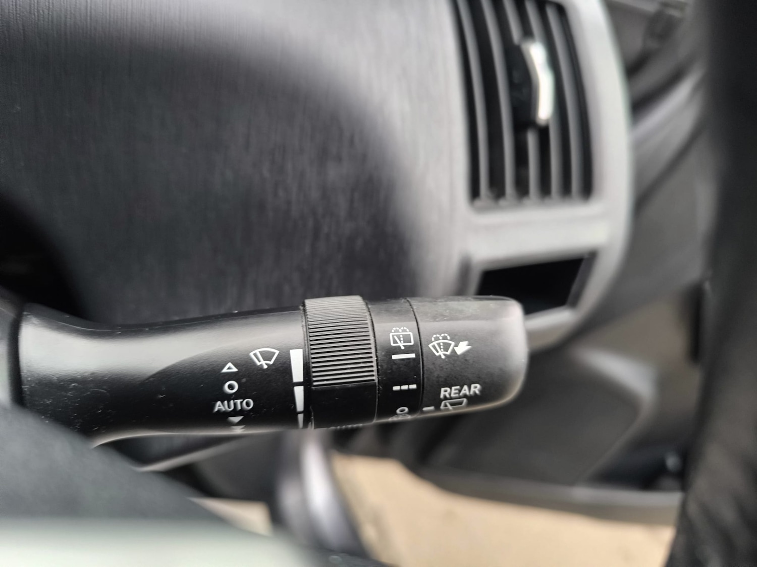 Used Toyota Prius+ 2019 for sale - 77417507: Photo 26