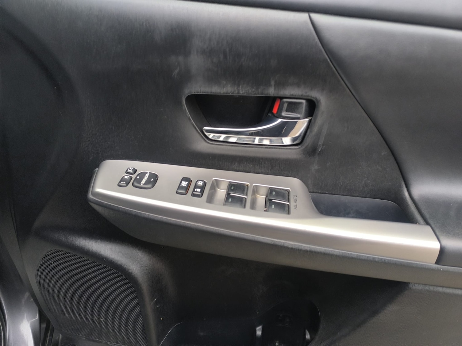 Used Toyota Prius+ 2019 for sale - 77417507: Photo 30