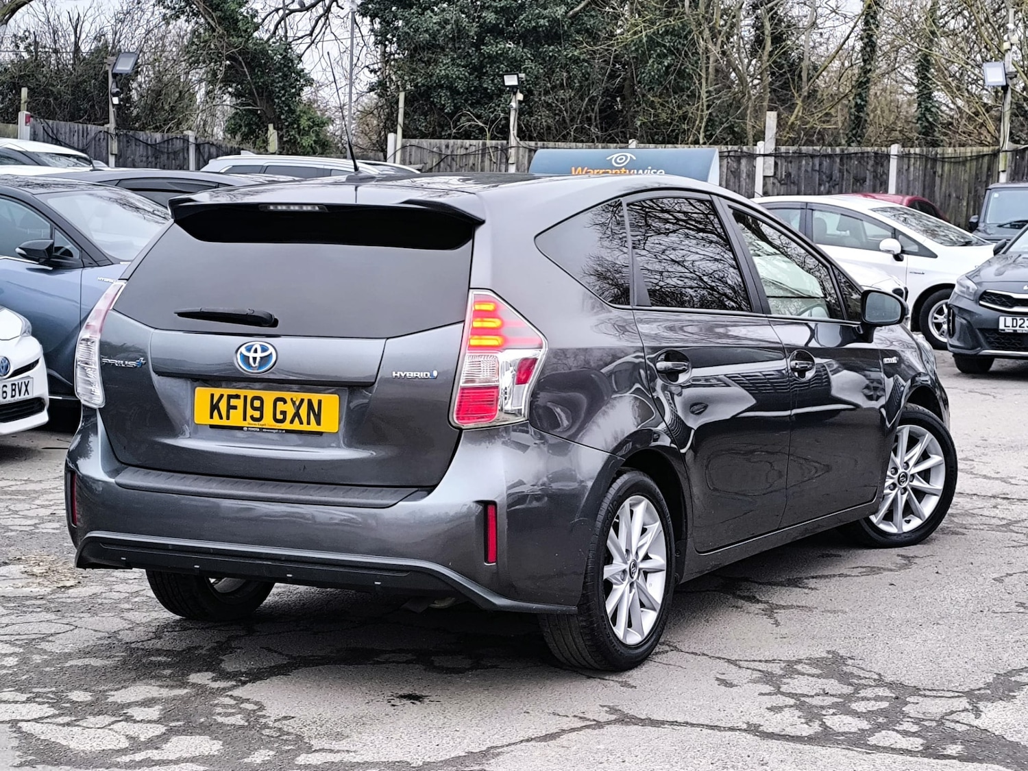 Used Toyota Prius+ 2019 for sale - 77417507: Photo 4