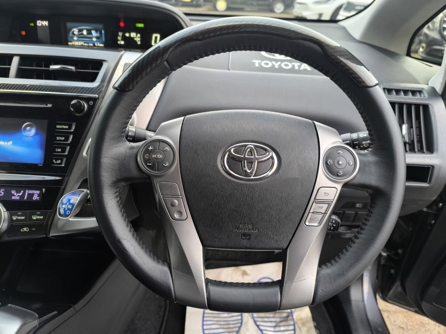 Used Toyota Prius+ 2019 for sale - 77350740: Photo 15