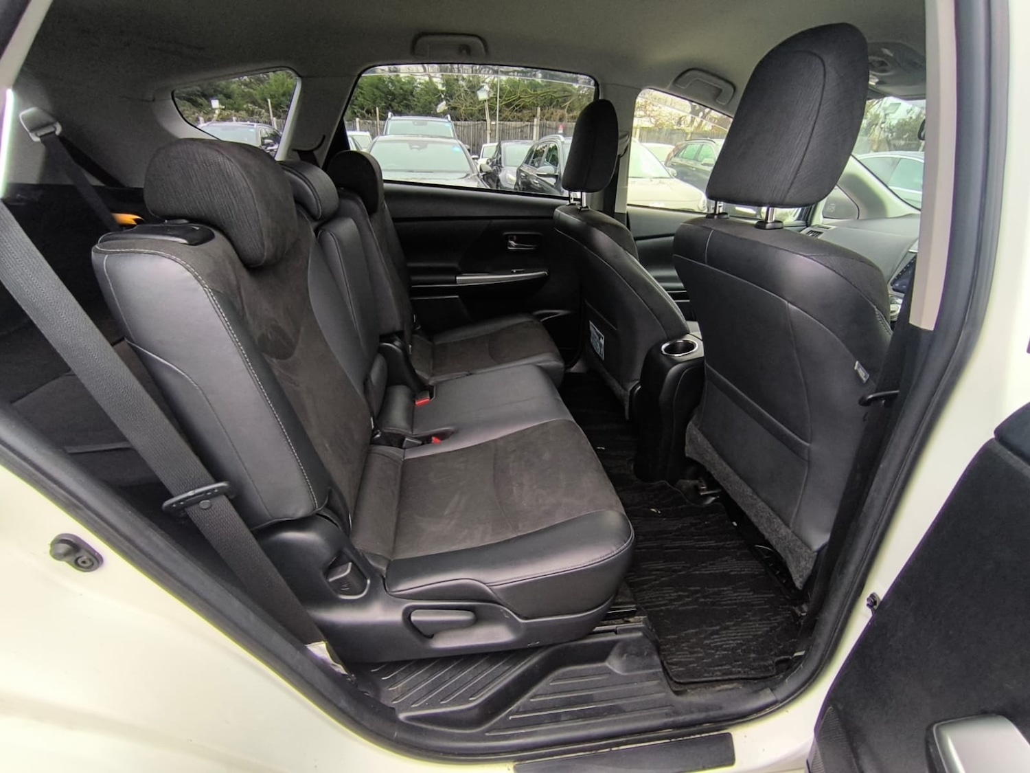 Used Toyota Prius 2016 for sale - 77617363: Photo 11