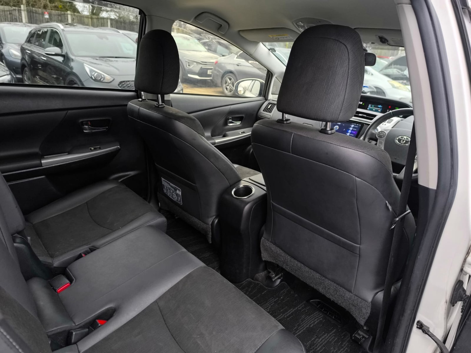 Used Toyota Prius 2016 for sale - 77617363: Photo 12