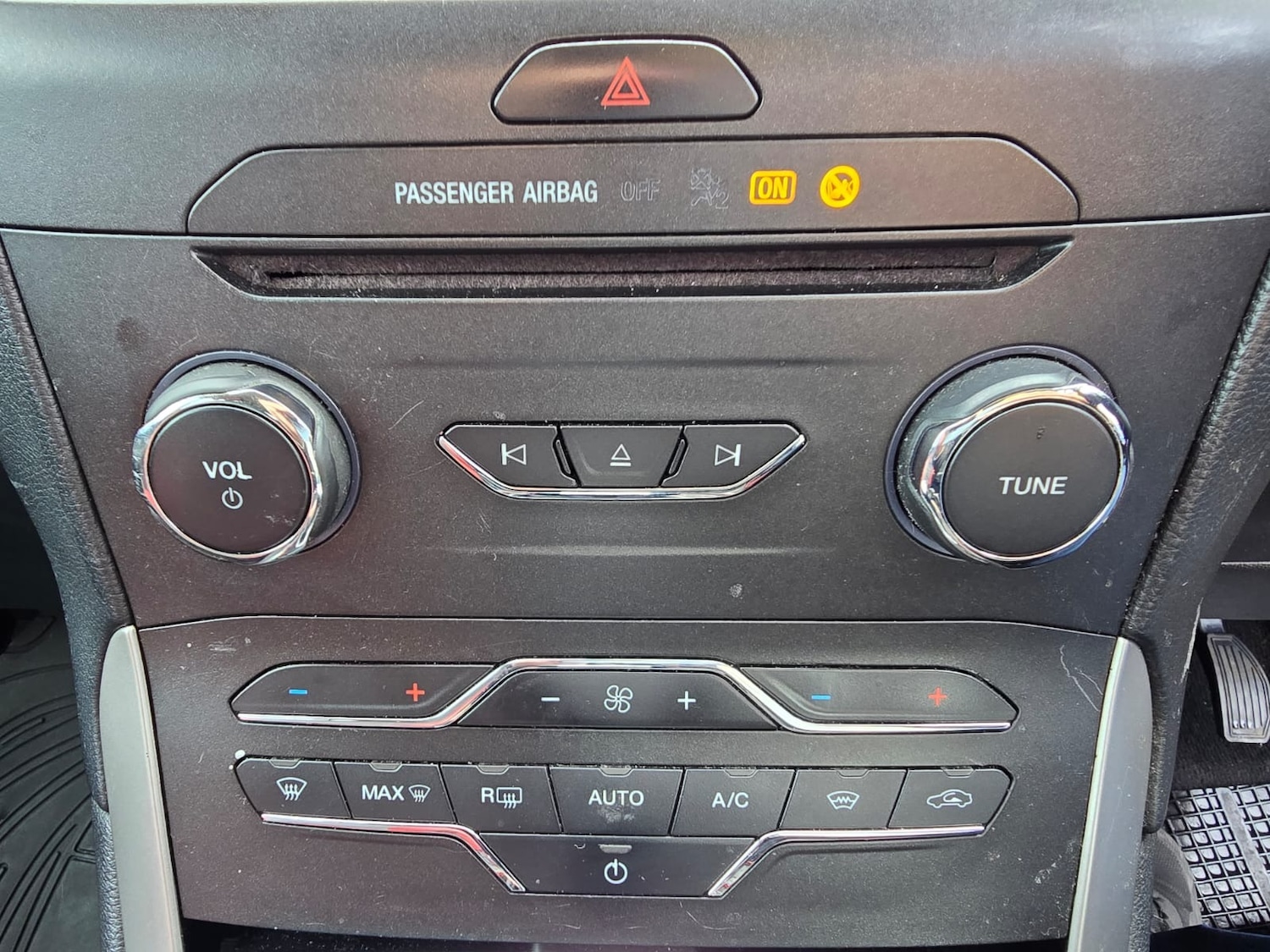 Used Ford Galaxy 2016 for sale - 76748935: Photo 22