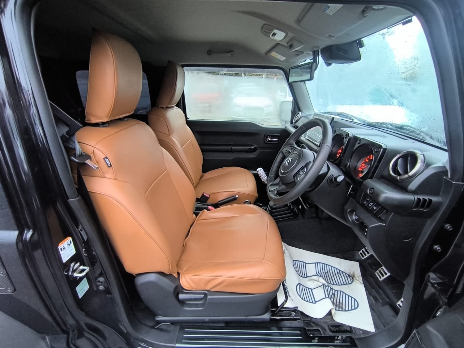 Used Suzuki Jimny 2023 for sale - 77297999: Photo 9