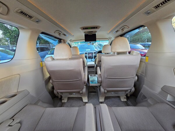 Used Toyota Vellfire 2012 for sale - 72437497: Photo 24