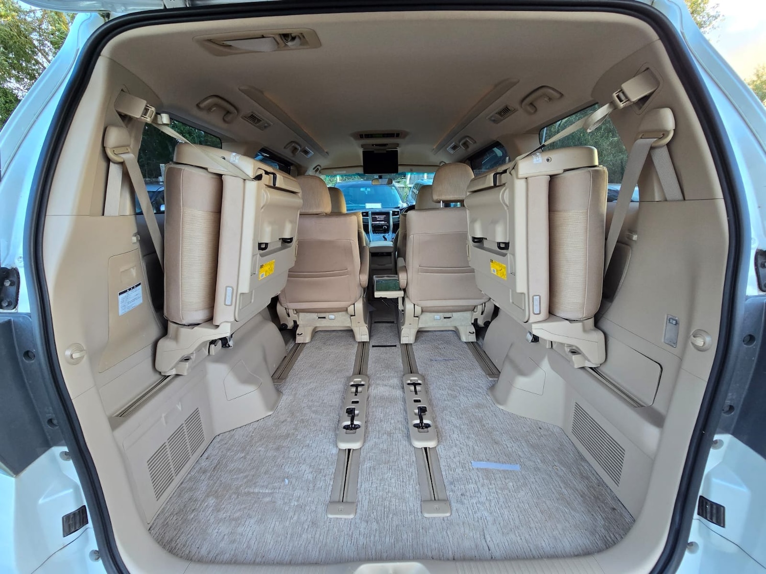 Vehicle 28