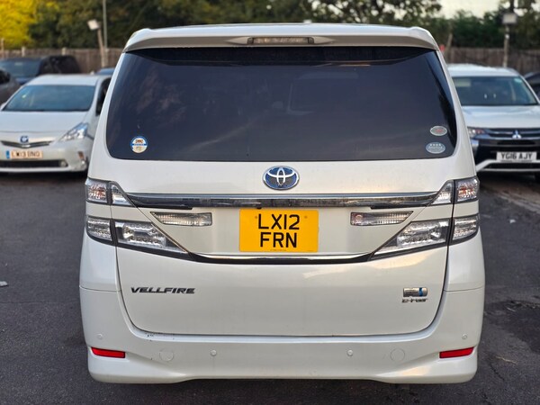 Used Toyota Vellfire 2012 for sale - 72437497: Photo 8
