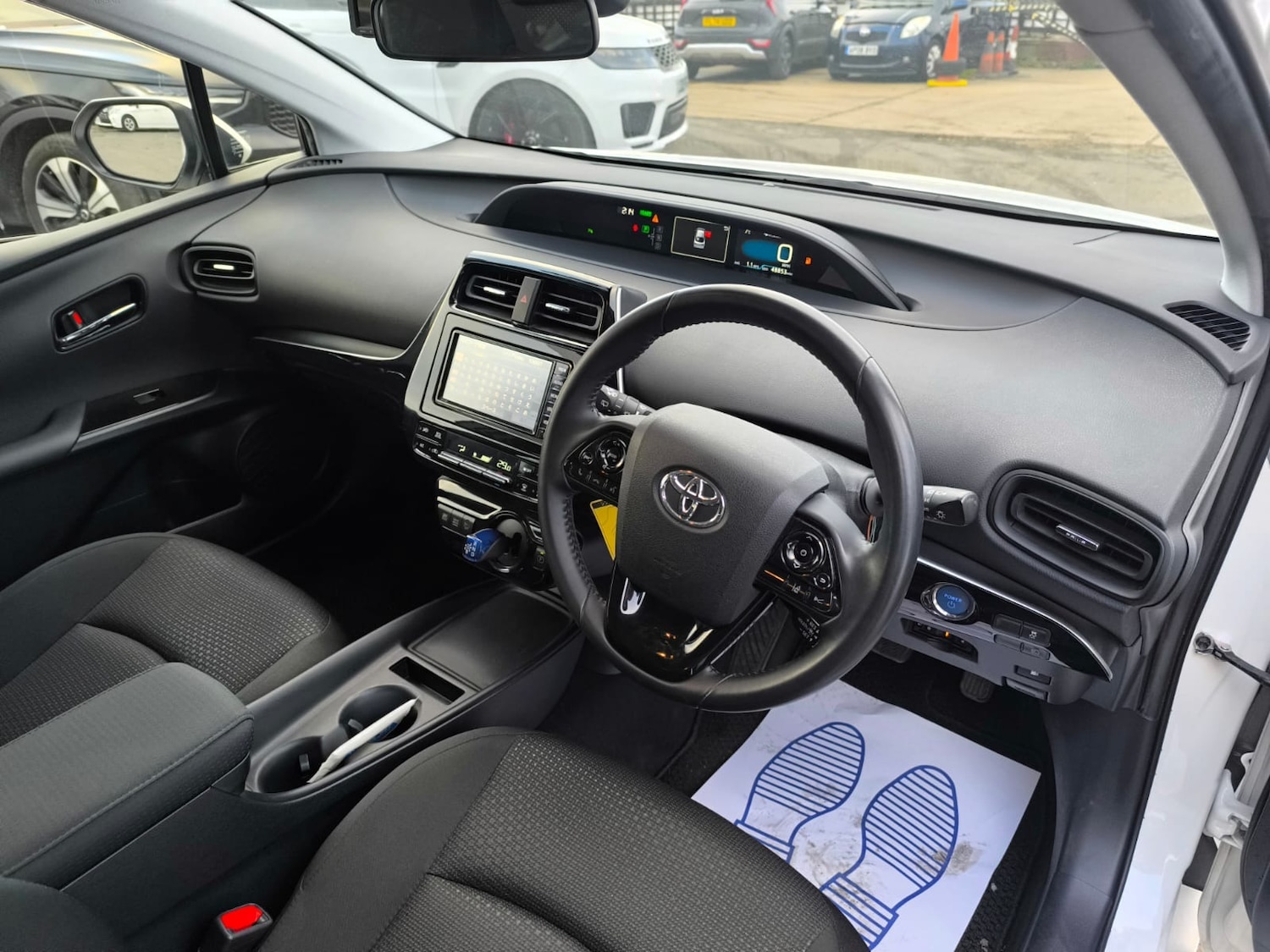 Used Toyota Prius 2020 for sale - 76719636: Photo 10