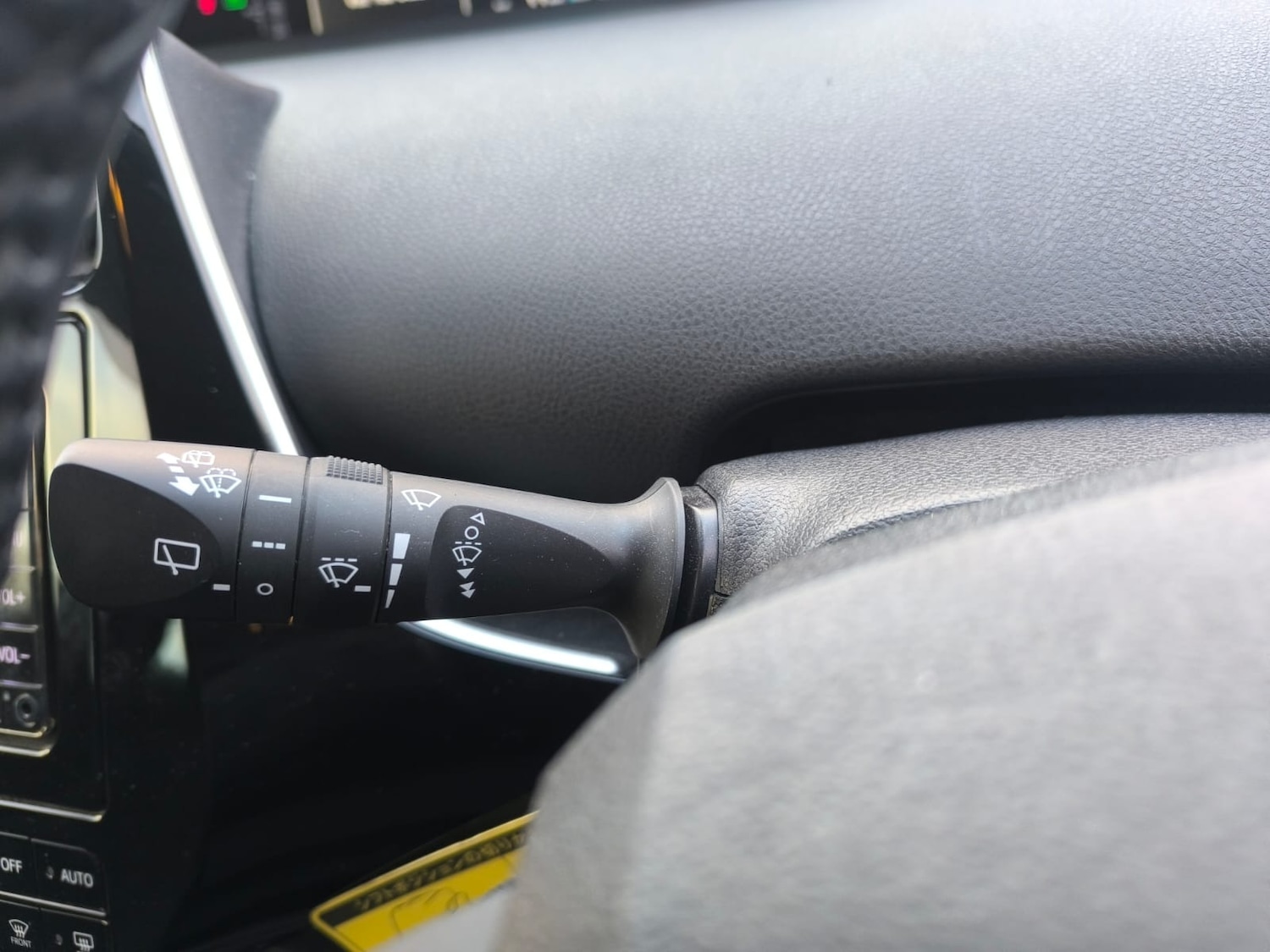 Used Toyota Prius 2020 for sale - 76719636: Photo 23