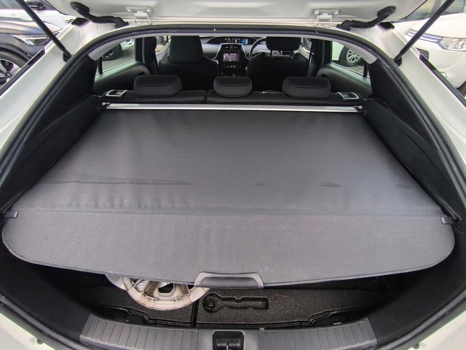 Used Toyota Prius 2020 for sale - 76719636: Photo 30