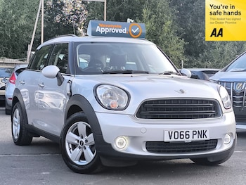 2016 (66) - 1.6 Diesel Manual Cooper D SUV 5dr 2 Keys Euro 5 Road Tax 35 ULEZ Free